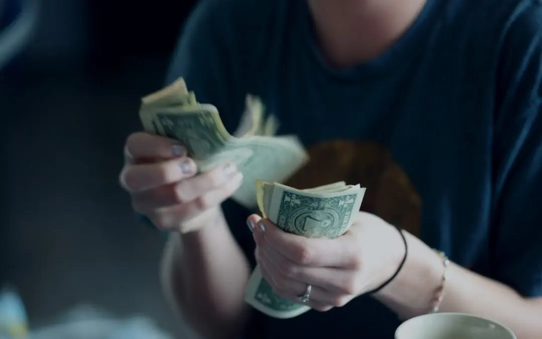 Wealth and the single mom