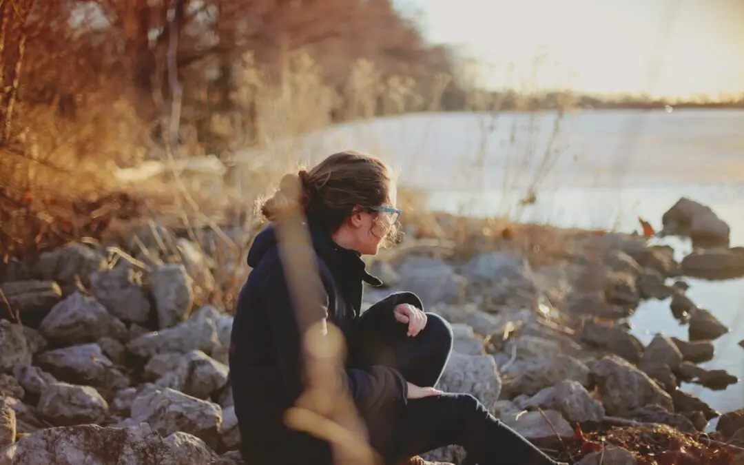 5 Reasons to be thankful for being alone.