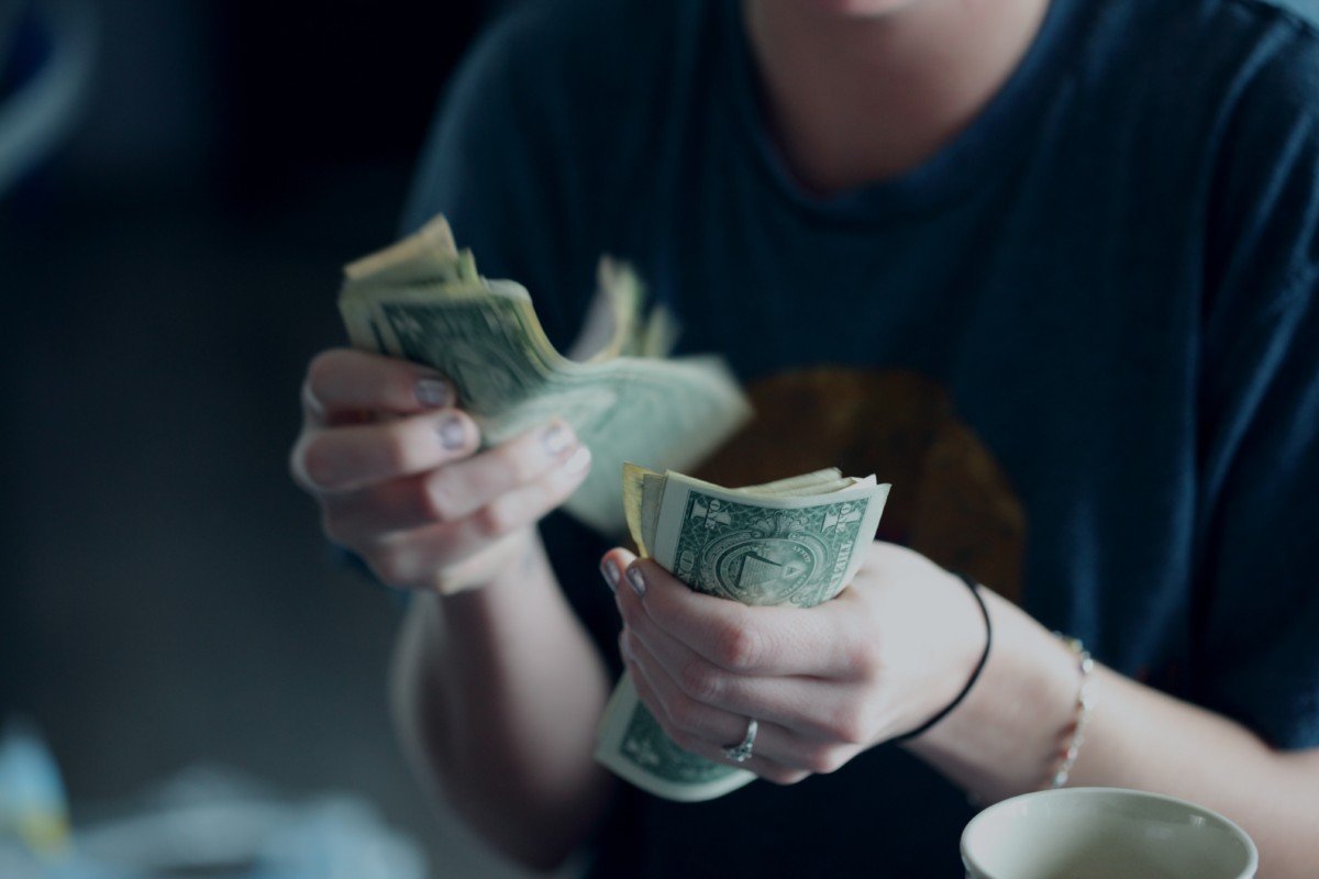 Finance Friday: 5 Finance Tips for the Single Mom